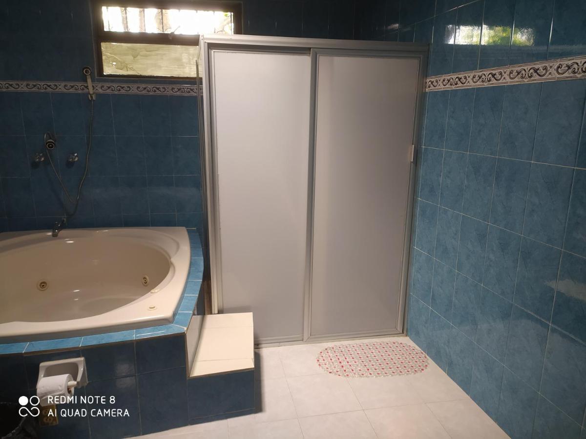 Hotel Alexandria San Cristóbal de Las Casas Екстериор снимка