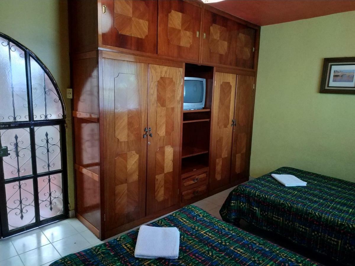 Hotel Alexandria San Cristóbal de Las Casas Екстериор снимка